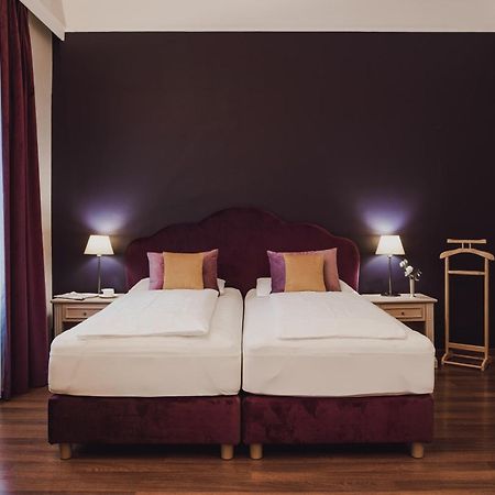 Hotel Adria Merano Esterno foto