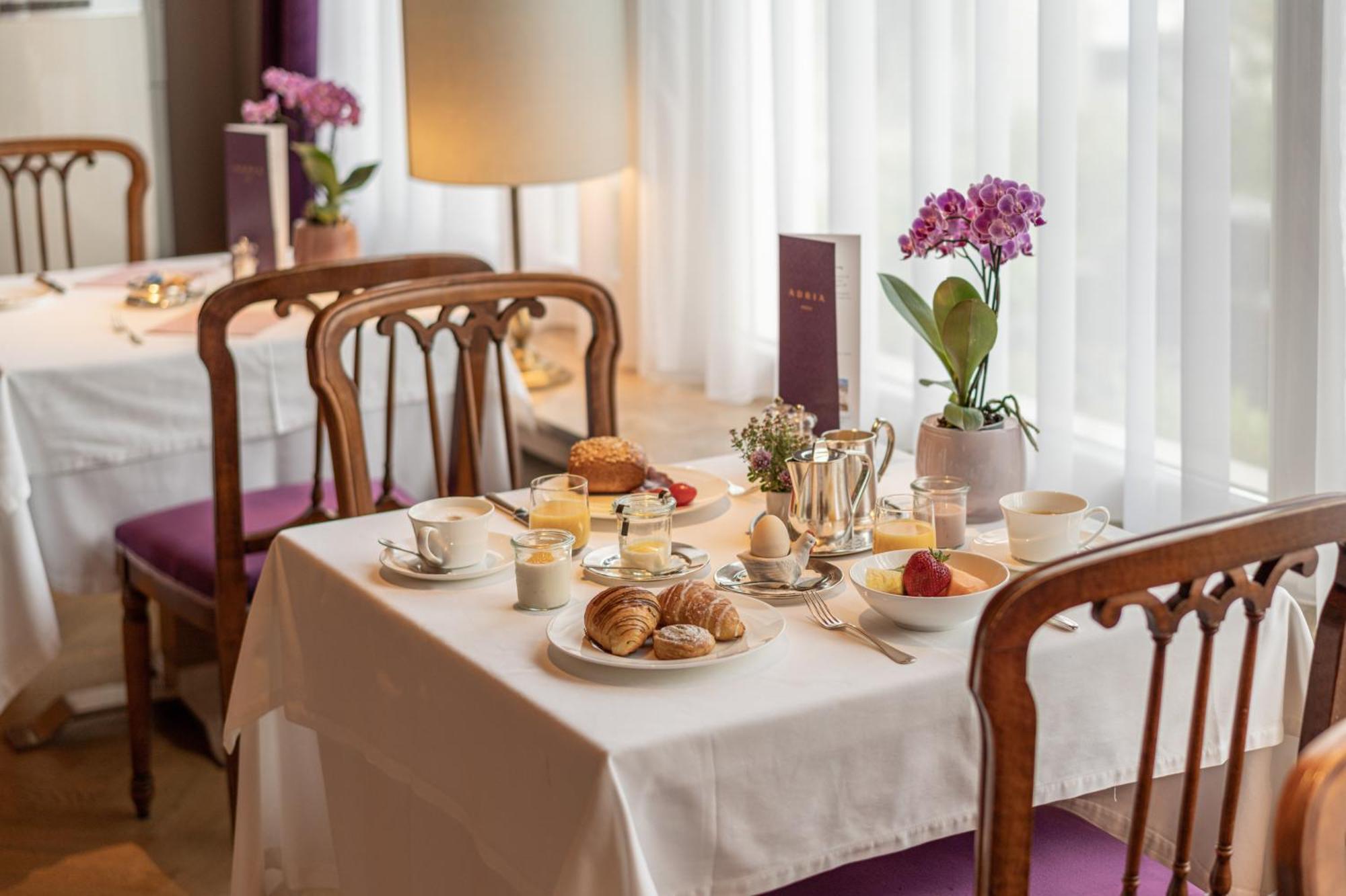 Hotel Adria Merano Esterno foto