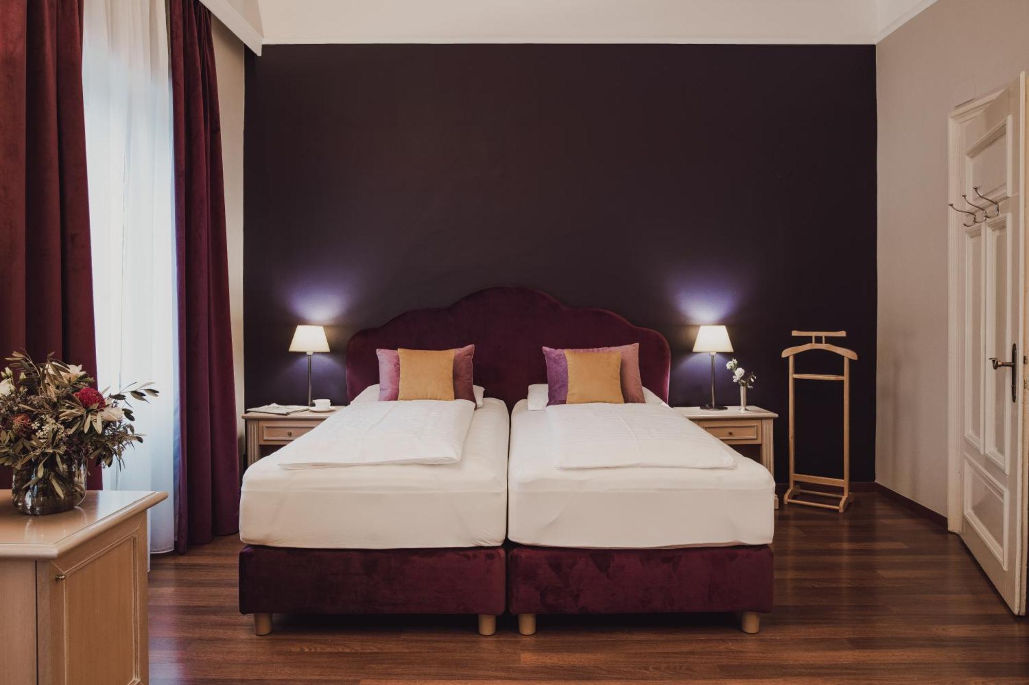 Hotel Adria Merano Esterno foto