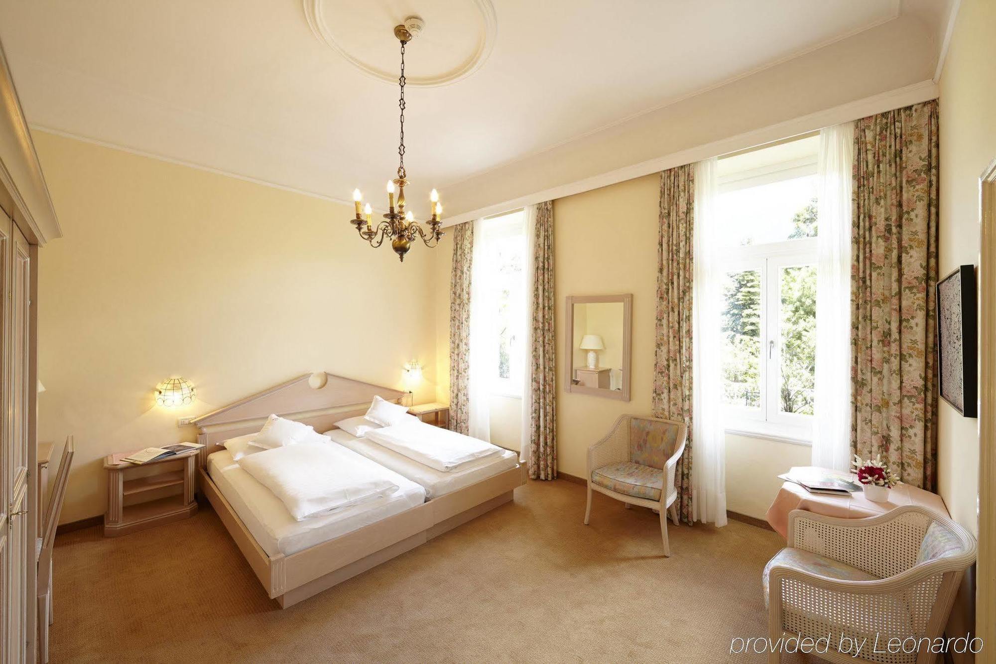 Hotel Adria Merano Esterno foto