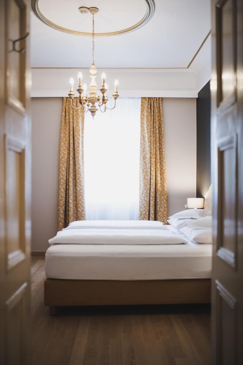 Hotel Adria Merano Esterno foto