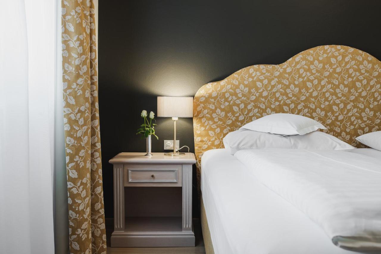Hotel Adria Merano Esterno foto